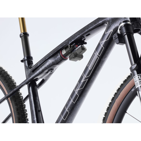 Rower TREK Supercaliber SLR 9.9 XX Flight Attendant Gen 2